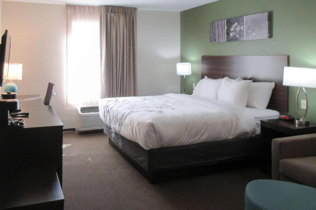 Hotel Sleep & Chiloquin-crater Junction 2*