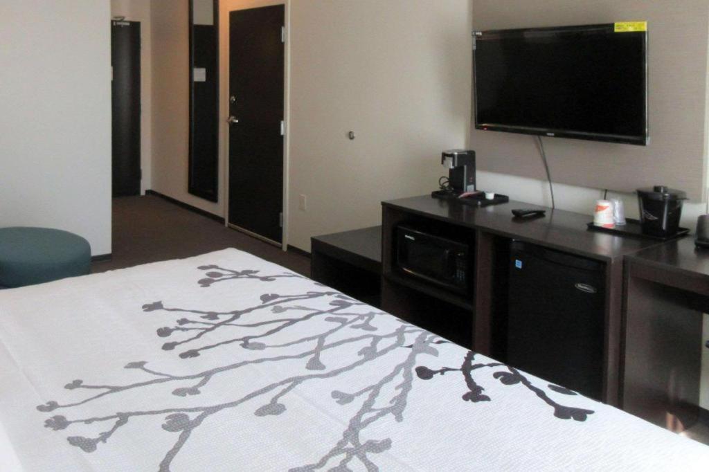 Sleep & Chiloquin-crater Junction Hotel