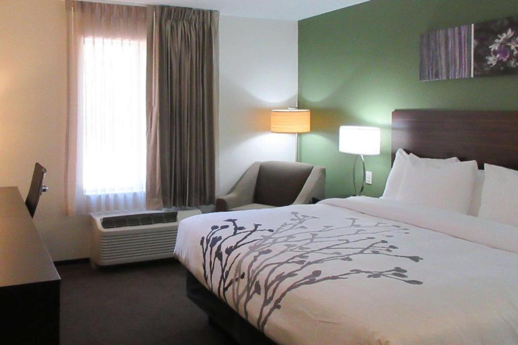 Hotel Sleep & Chiloquin-crater Junction